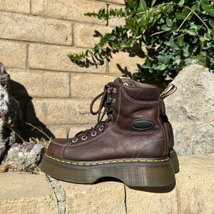 *SOLD*Brown leather Buzz 8-eye Dr. Martens boots